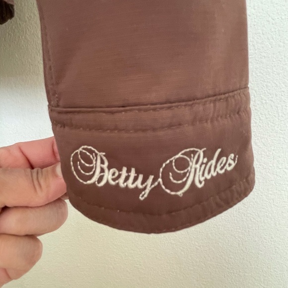 Betty Rides jacket - Picture 4 of 12